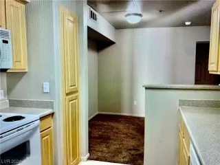 Photo #5: 2551444 Listing 