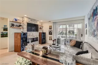 Photo #1: 2551449 Listing 