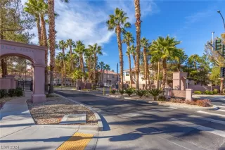 Photo #1: 2551474 Listing 