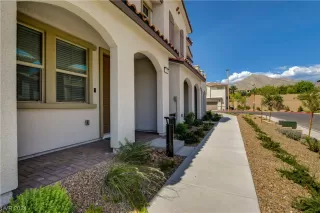 Photo #4: 2551516 Listing 