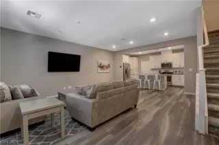 Photo #6: 2551516 Listing 