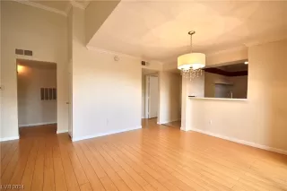 Photo #2: 2551536 Listing 