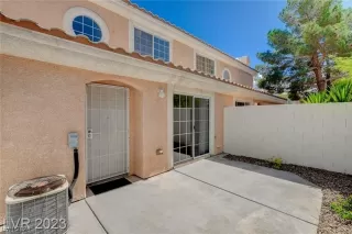 Photo #3: 2551549 Listing 