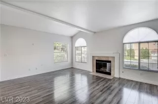 Photo #6: 2551549 Listing 