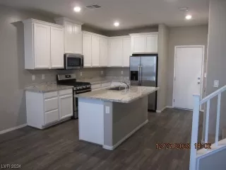 Photo #6: 2551564 Listing 