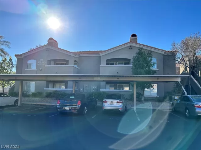 MLS: 2551567 Condo For Sale