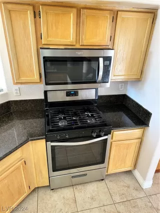 Photo #4: 2551567 Listing 