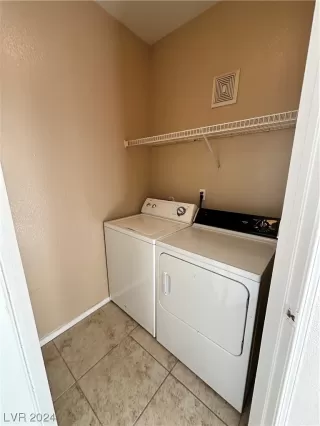 Photo #5: 2551567 Listing 