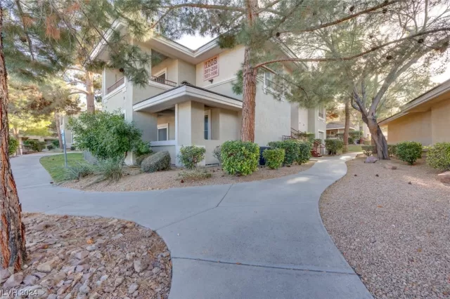 MLS: 2551572 Condo For Sale