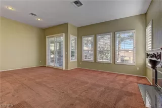 Photo #6: 2551593 Listing