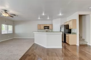 Photo #3: 2551595 Listing 