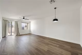 Photo #2: 2551610 Listing 