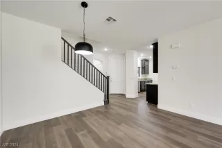 Photo #4: 2551610 Listing 