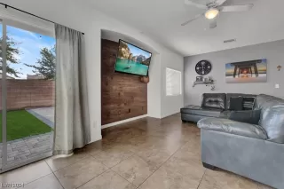 Photo #6: 2551619 Listing