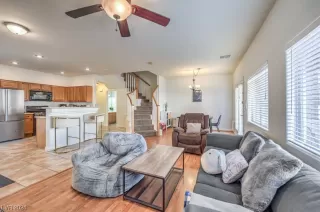 Photo #3: 2551627 Listing 