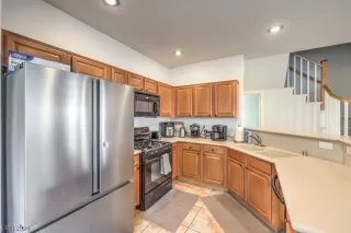Photo #4: 2551627 Listing 