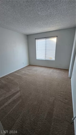 Photo #5: 2551638 Listing 