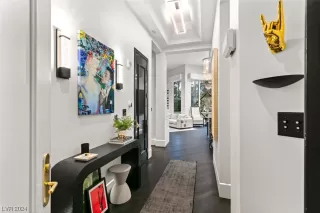 Photo #1: 2551640 Listing 