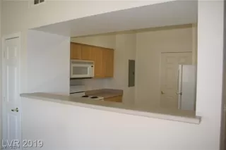 Photo #3: 2551659 Listing 