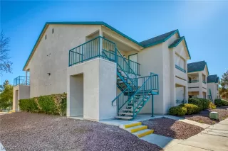 Photo #2: 2551676 Listing 