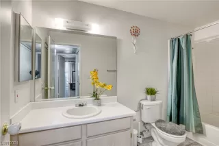 Photo #5: 2551676 Listing 