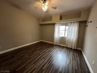 Photo #6: 2551677 Listing 