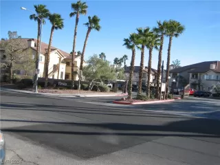 Photo #2: 2551700 Listing 