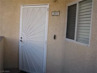 Photo #6: 2551700 Listing 