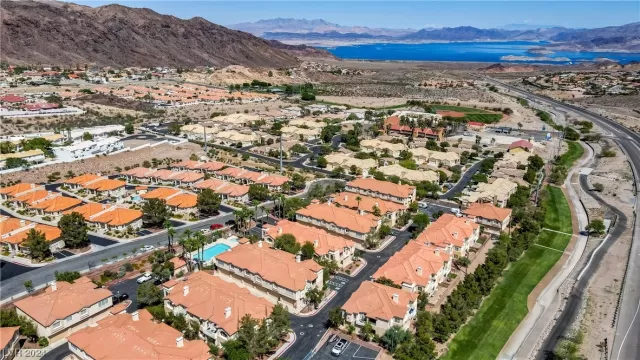 MLS: 2551712 Condo For Sale