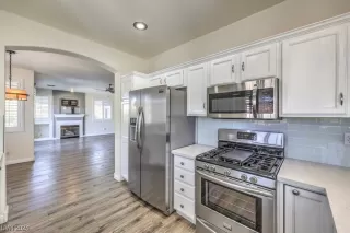 Photo #1: 2551750 Listing 