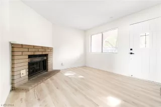 Photo #6: 2551783 Listing