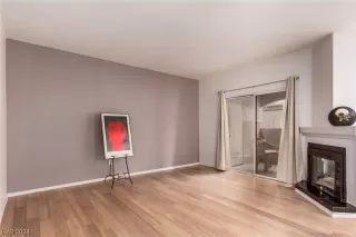 Photo #3: 2551798 Listing