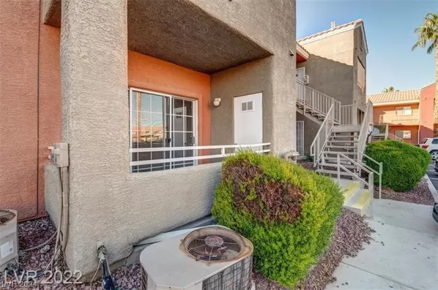 MLS: 2551804 Condo For Sale