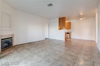 Photo #5: 2551804 Listing