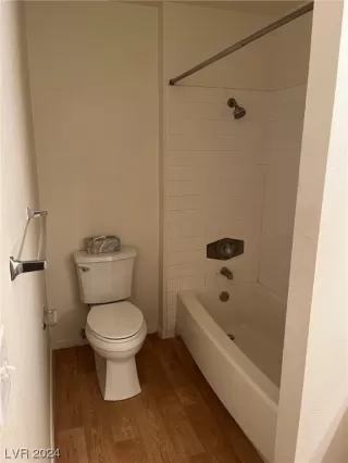 Photo #5: 2551819 Listing