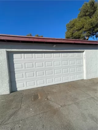 Photo #2: 2551841 Listing 