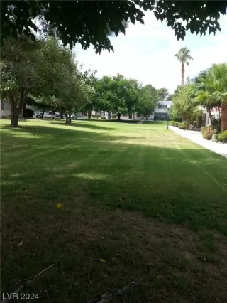 Photo #2: 2551888 Listing