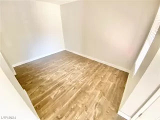 Photo #4: 2551915 Listing 