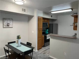 Photo #2: 2551943 Listing