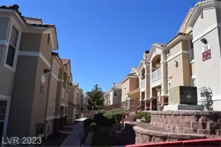 Photo #2: 2551953 Listing 