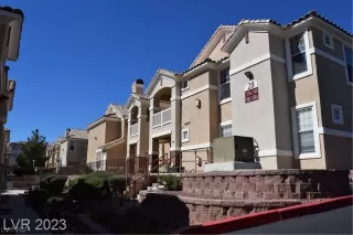 Photo #4: 2551953 Listing 