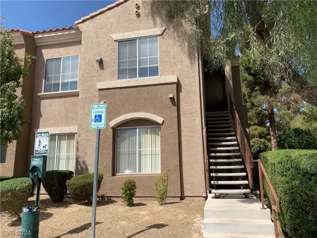 MLS: 2551972 Condo For Sale