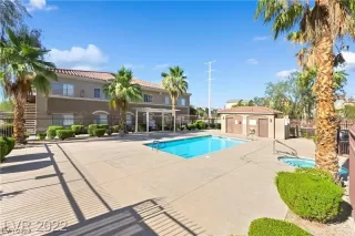 Photo #2: 2551972 Listing 