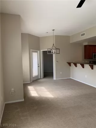 Photo #3: 2551972 Listing 