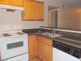 Photo #3: 2551978 Listing 