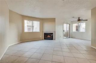 Photo #1: 2551985 Listing