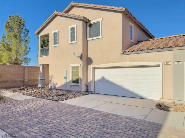 MLS: 2552034 Condo For Sale