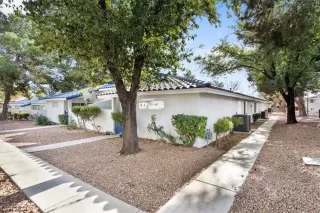 Photo #1: 2552054 Listing