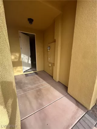 Photo #3: 2552076 Listing 