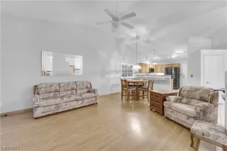 Photo #4: 2552077 Listing 